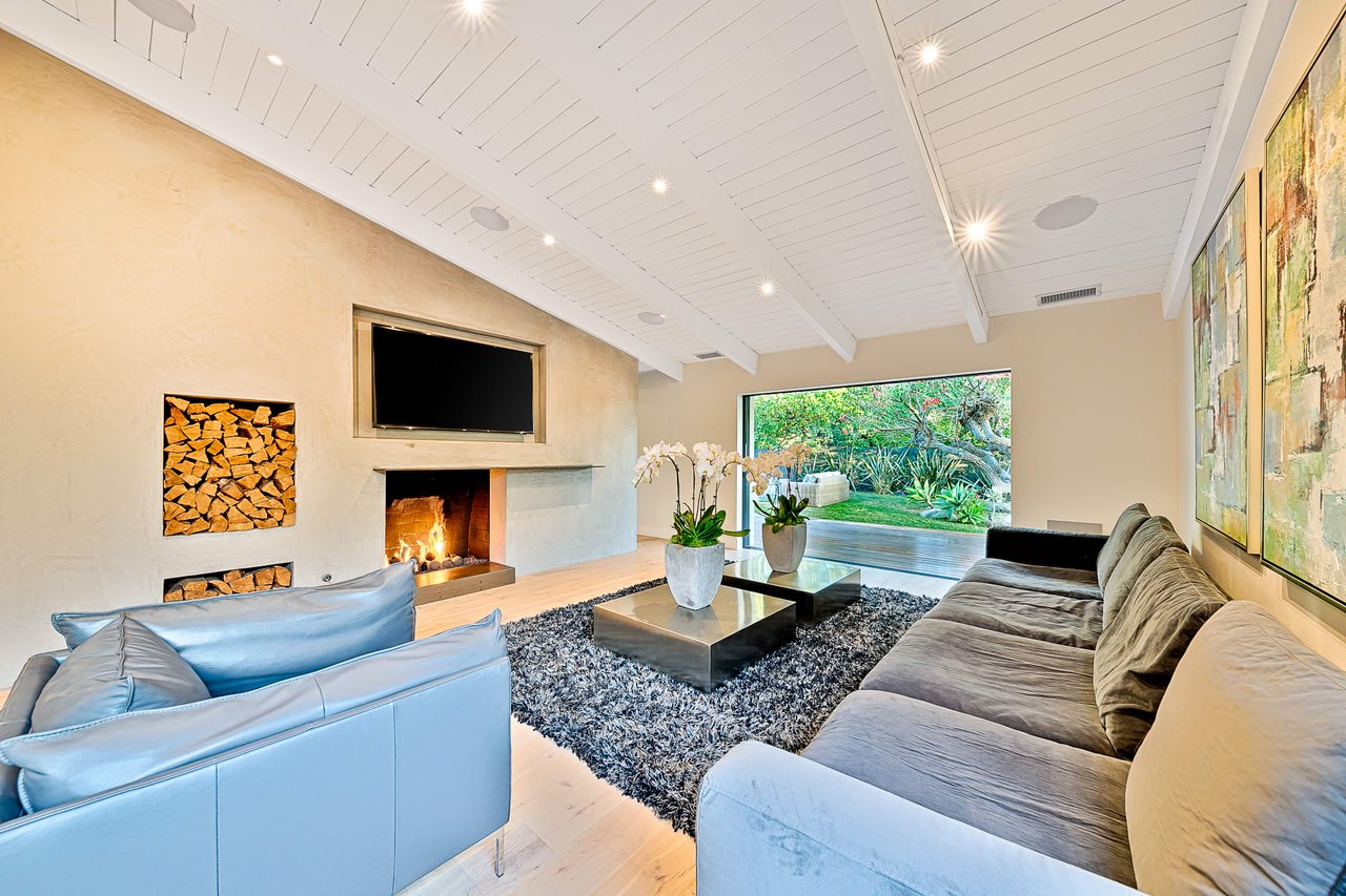 The Beverly Hills Modern Mid-Century Villa