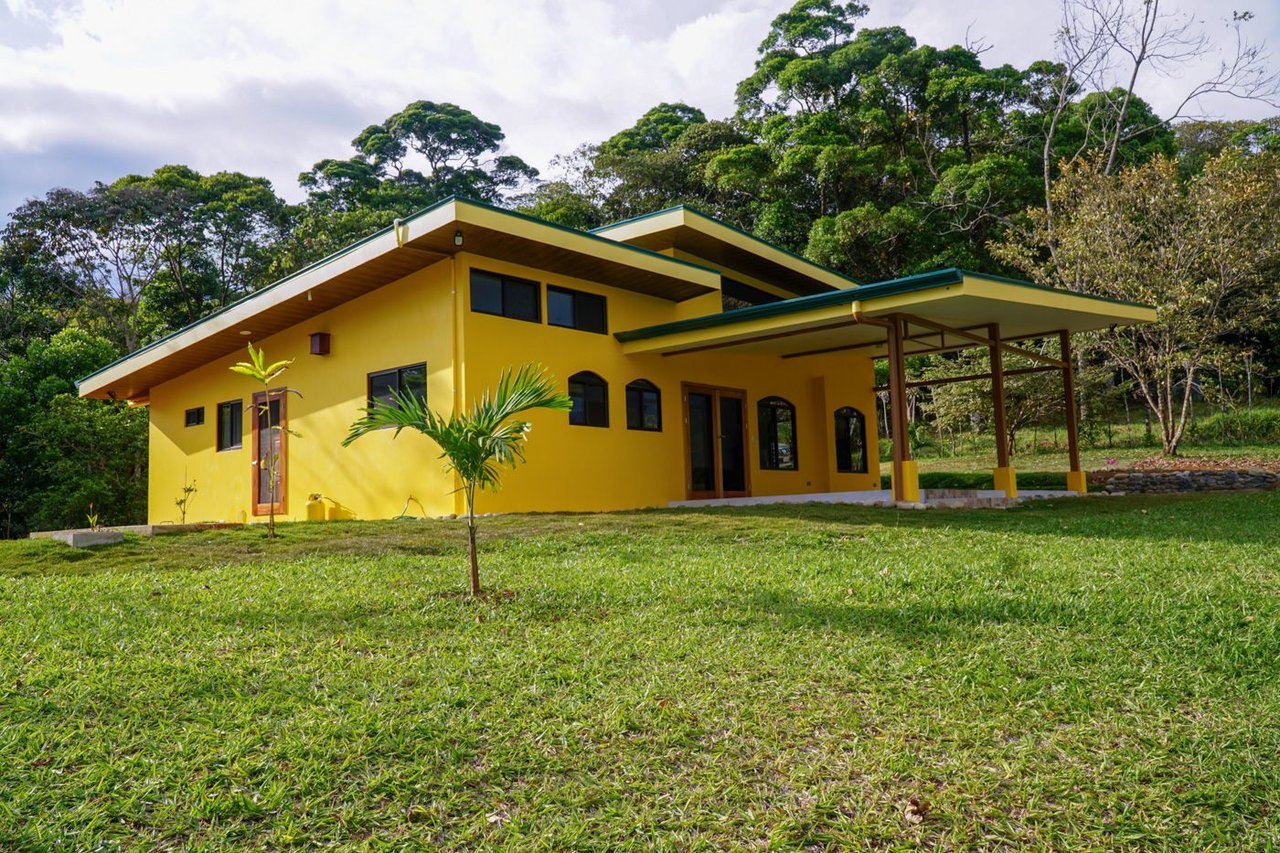 Modern Riverfront Acreage Home, Perez Zeledon, San Jose
