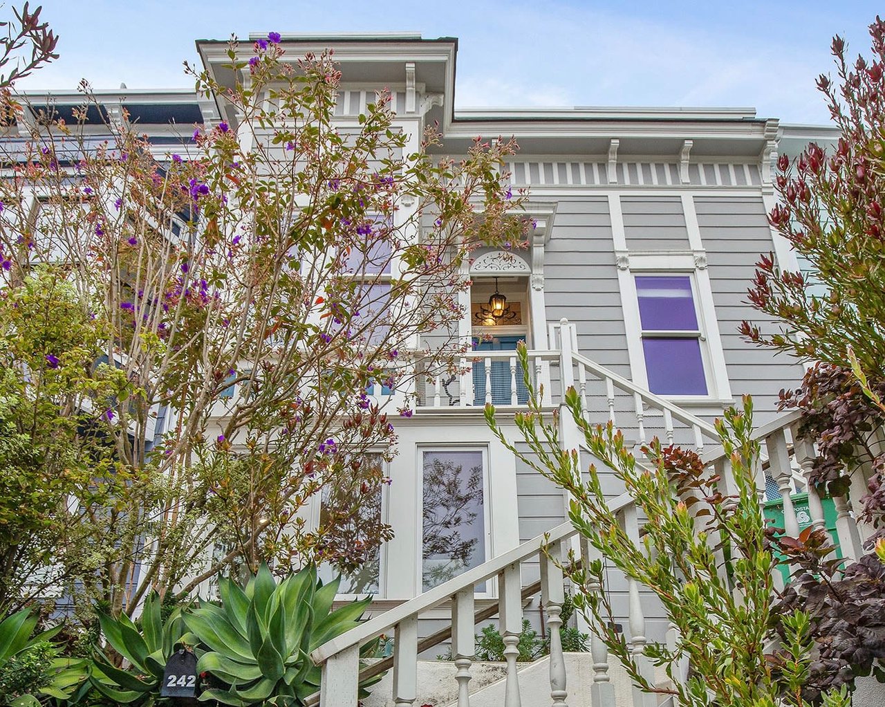 242 Corbett Avenue
