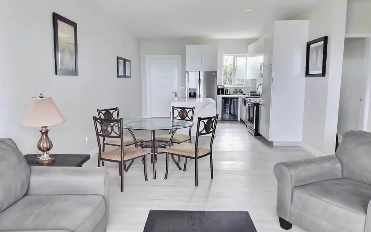 13 Miramar W, Love Beach