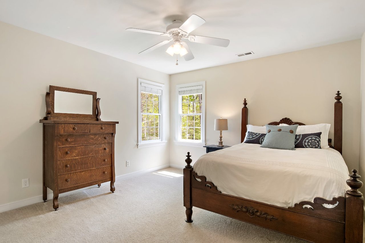 3513 Kings Farm Drive