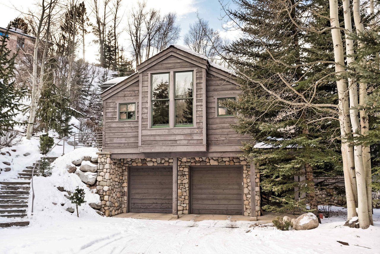 Peaceful One-Bedroom Guest House in Aspen!