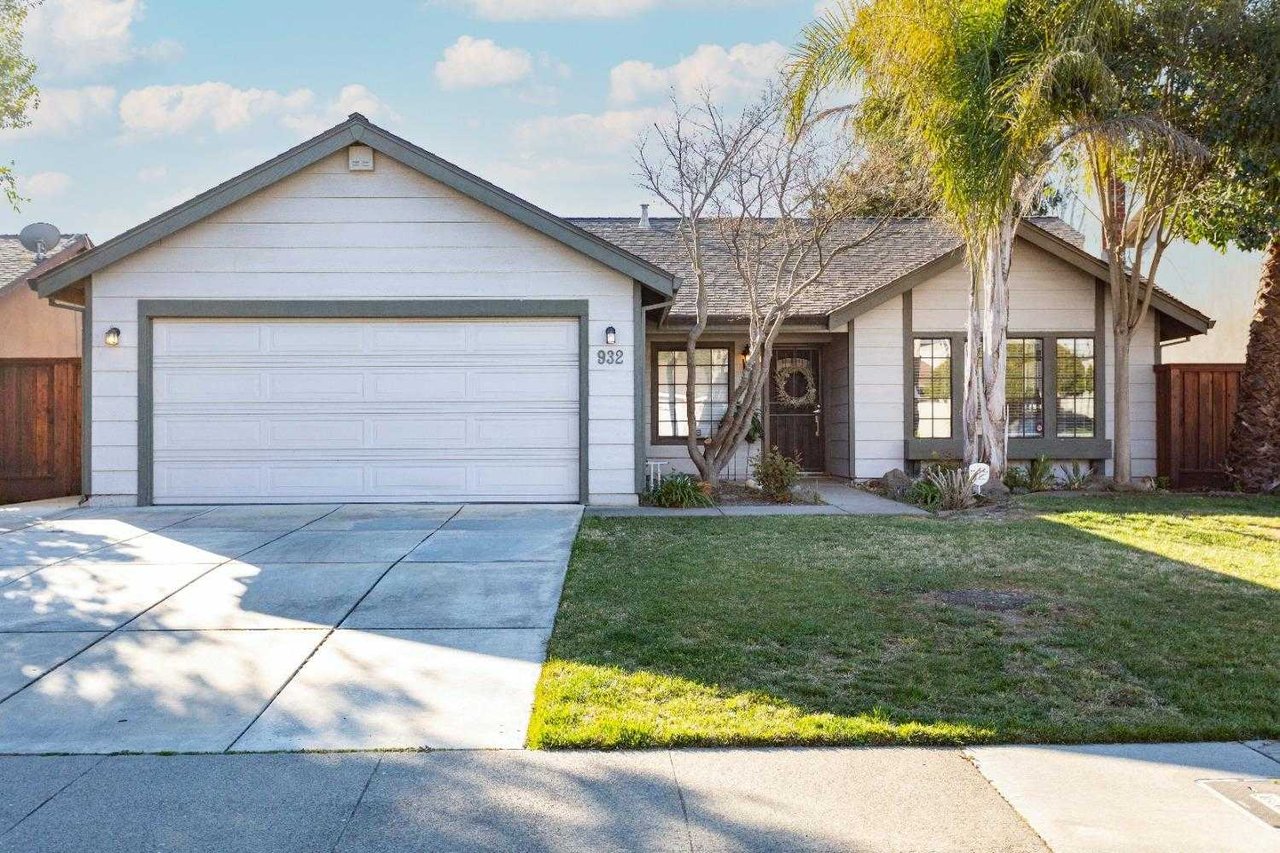 932 Sunwood Way