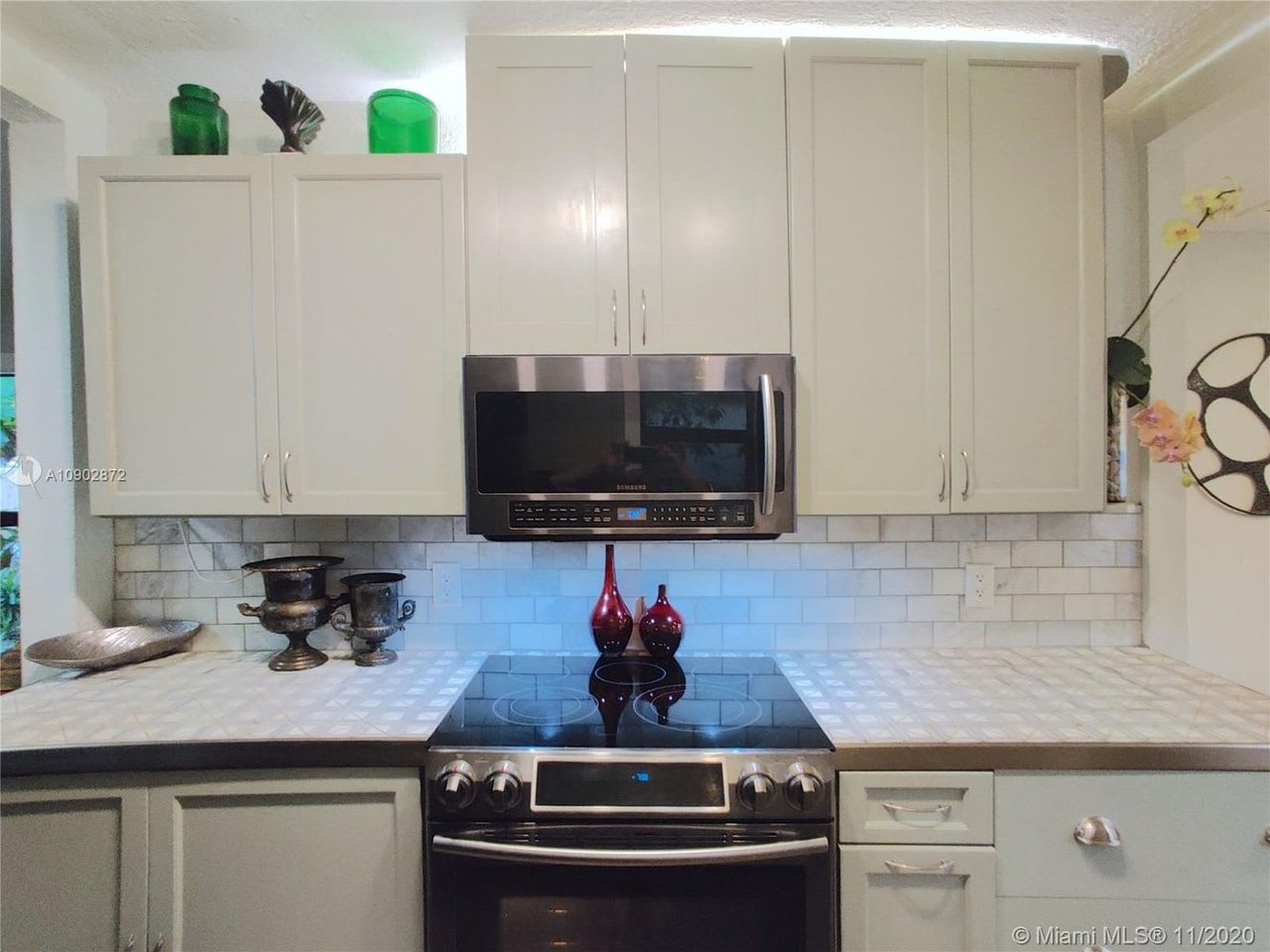 295 NW 39th St