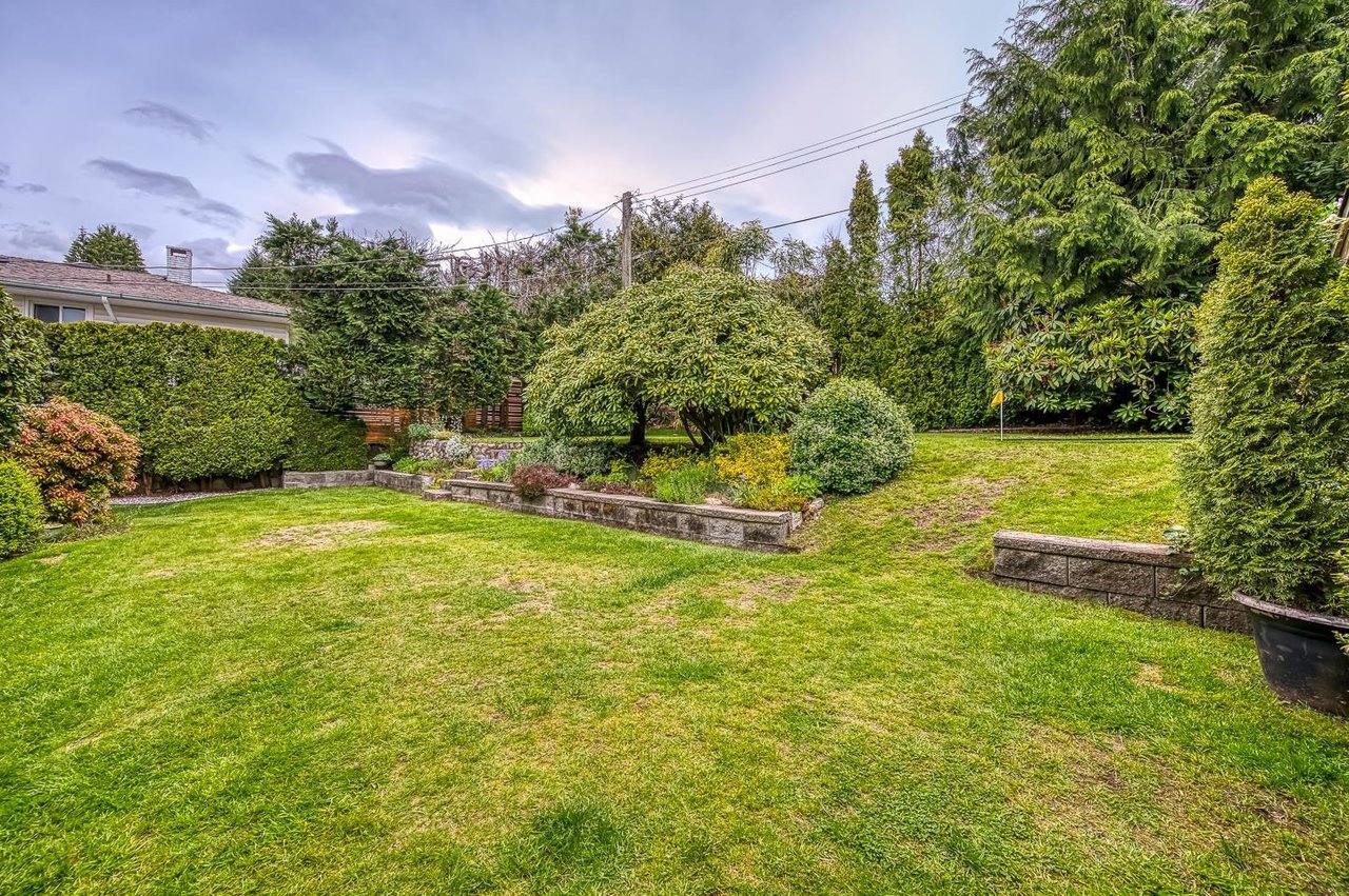 4344 Ranger Cres