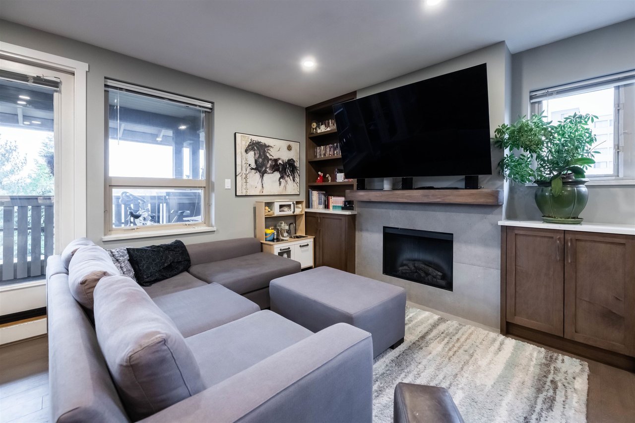 409-808 Sangster Pl