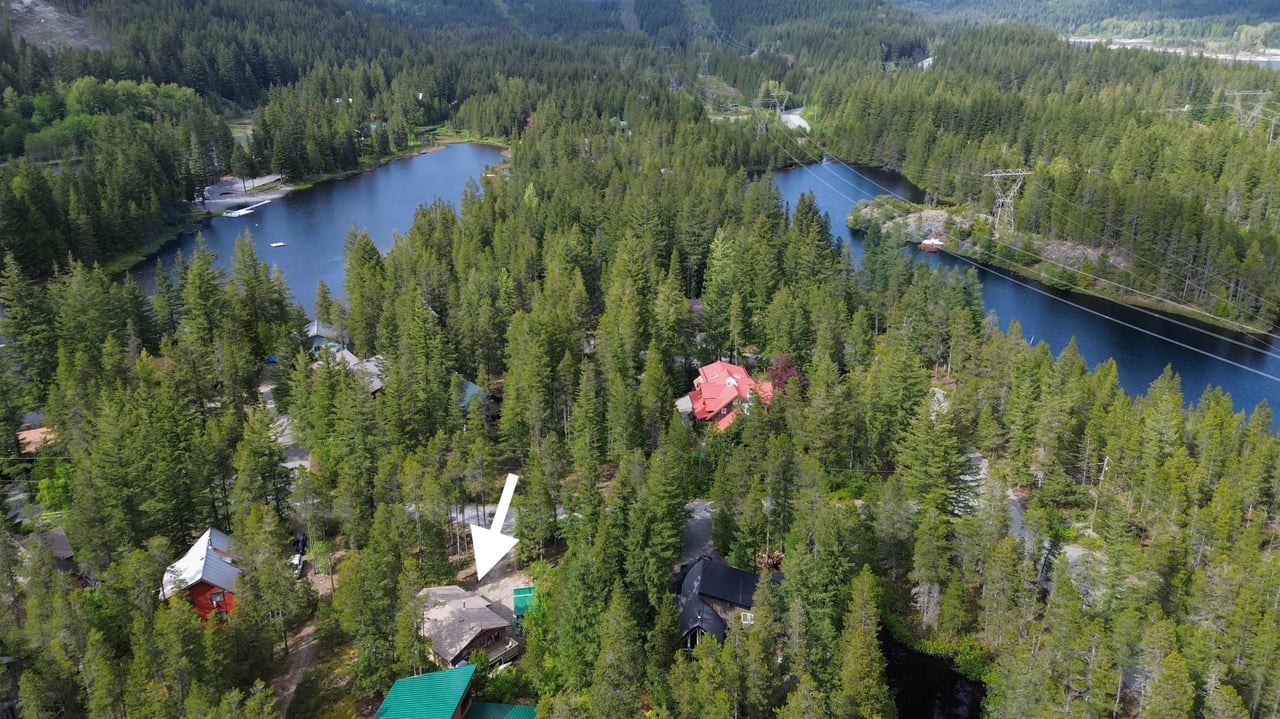 49 Pine Loop