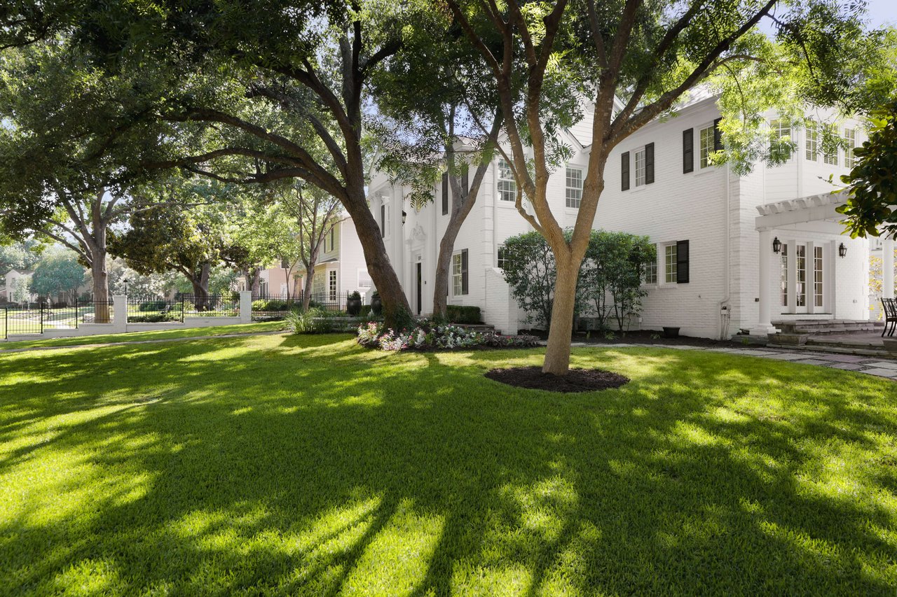 2518 Wooldridge Drive 