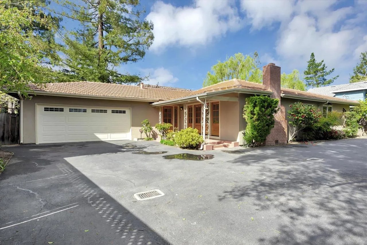 438 Sequoia Ave