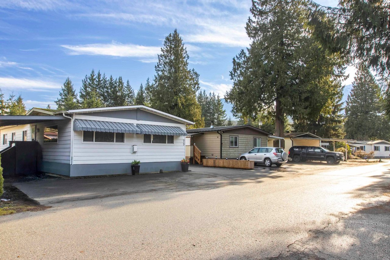 73-1830 Mamquam Rd