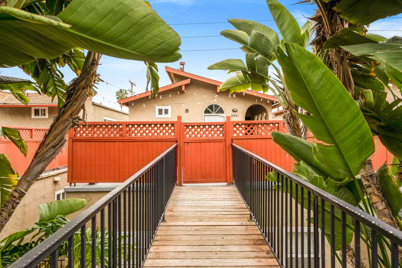 2037, 2041 & 2045 Garnet Ave.