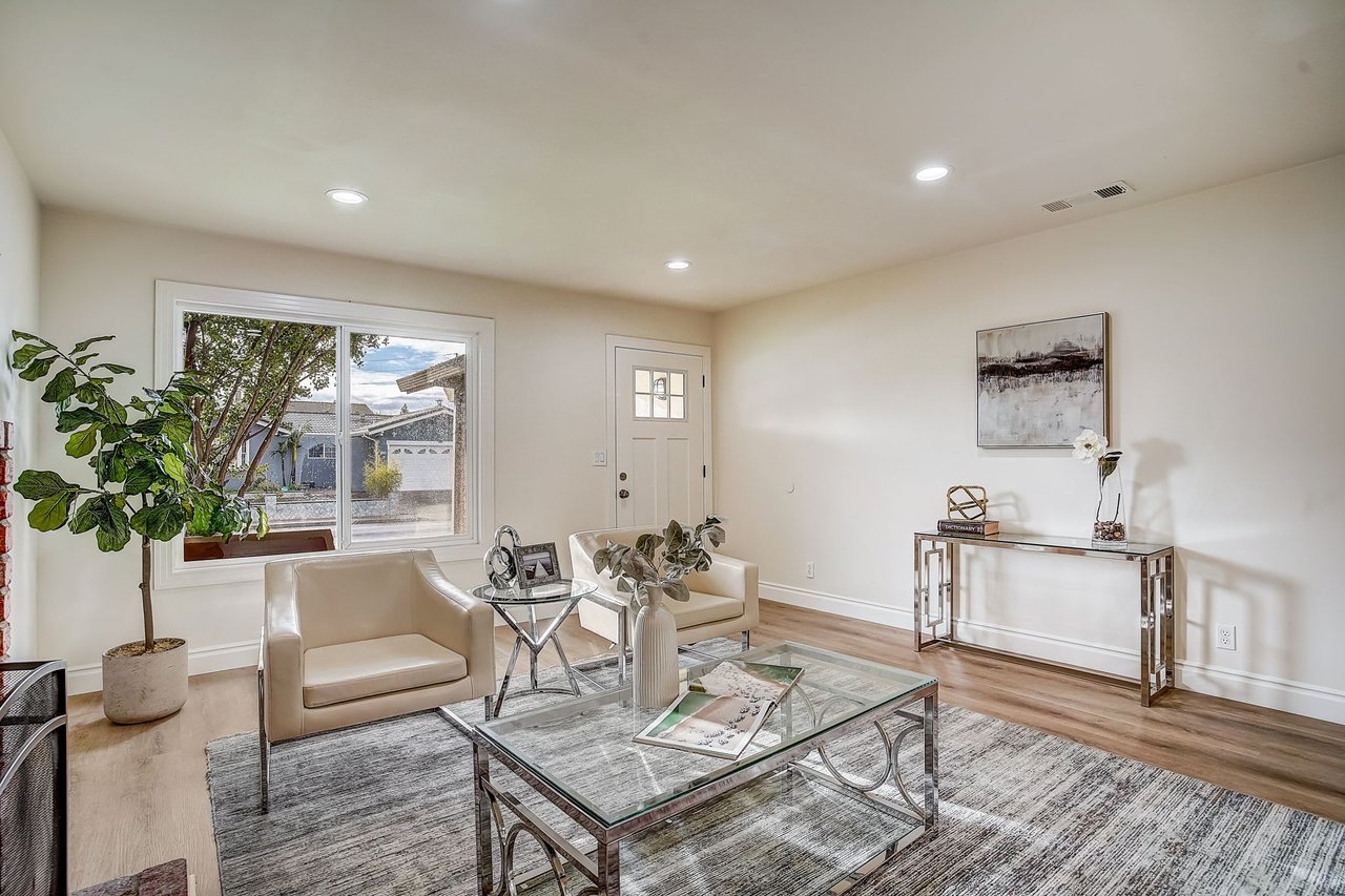 1216 Moonlight Way