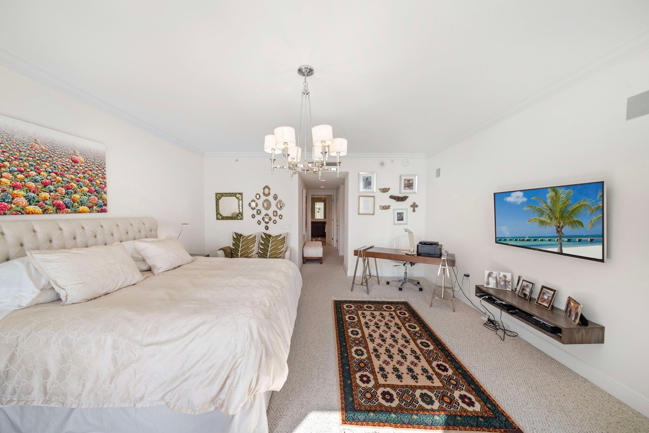 6000 Island Blvd # 2406
