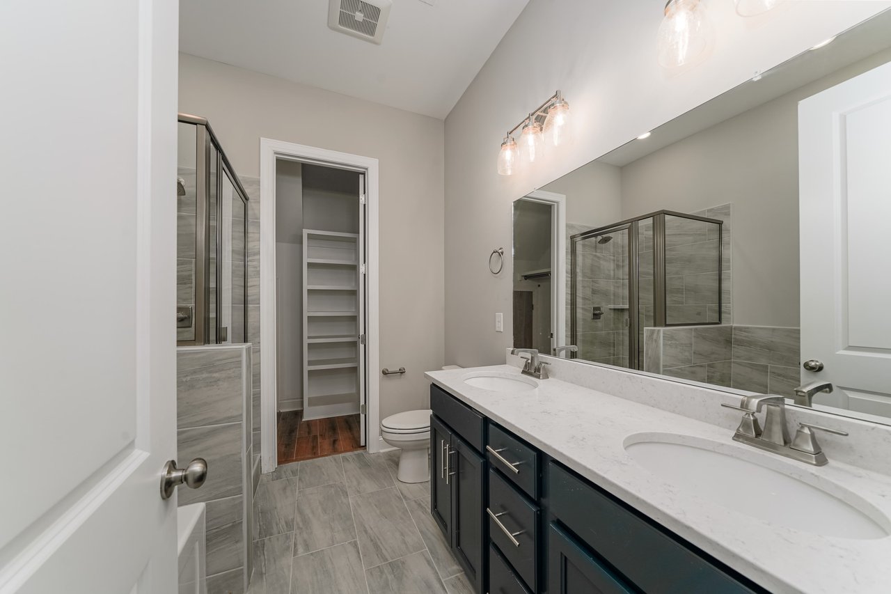 Luxury Living in the Village of Providence! 3 Bedrooms!