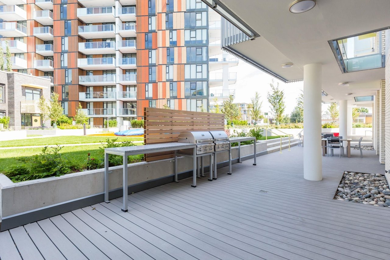 509-285 E 10th Ave