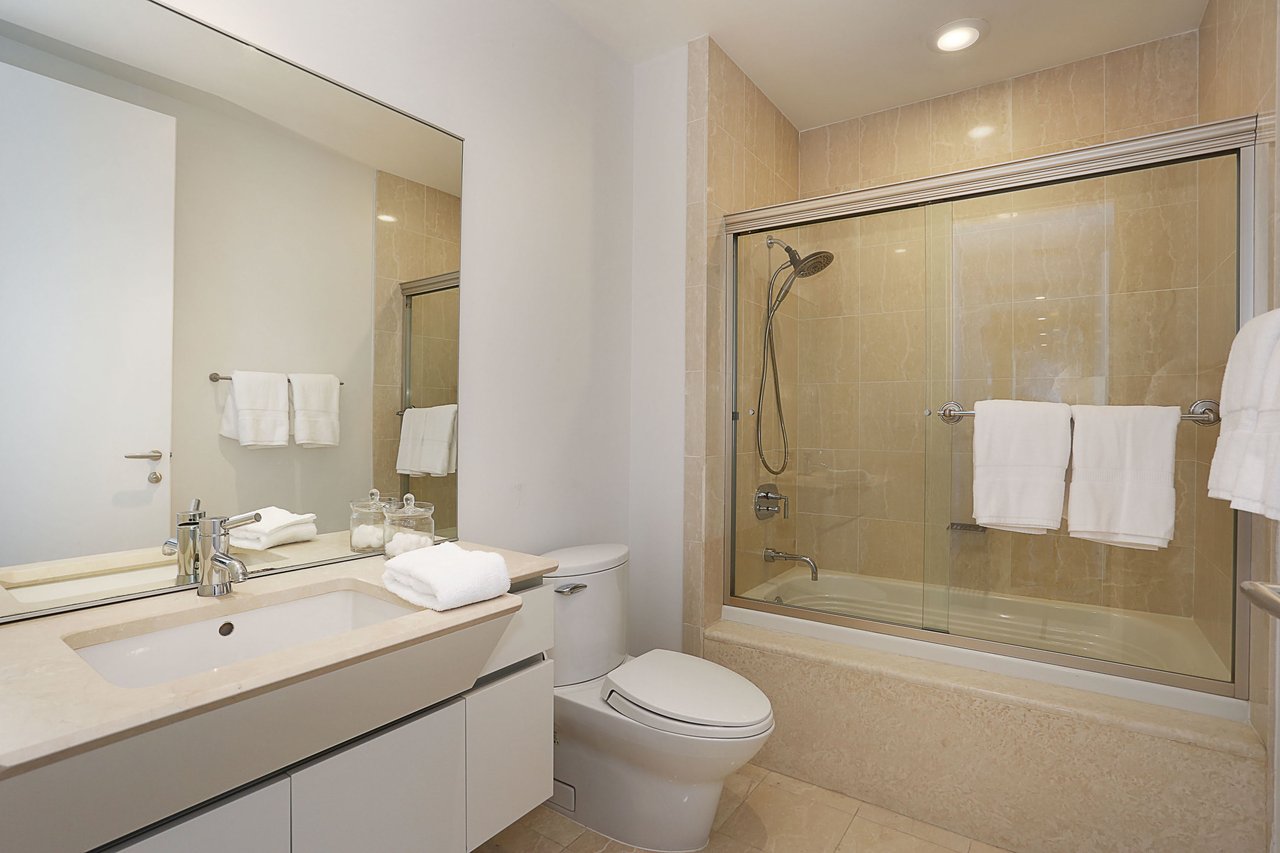 2627 S Bayshore Drive, #2301