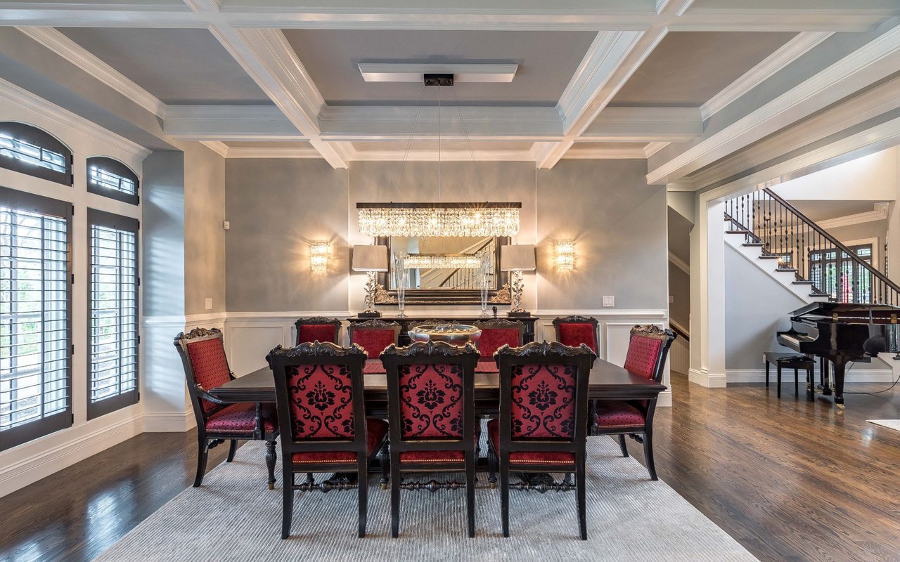 New Custom Home on 3 Acres in Town & Country