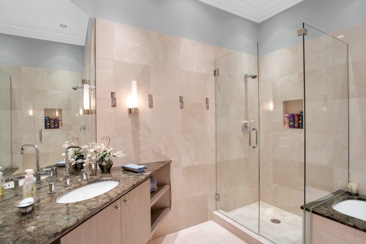 Exquisite Penthouse Unlike Any Other in Contention, Represented Buyer
