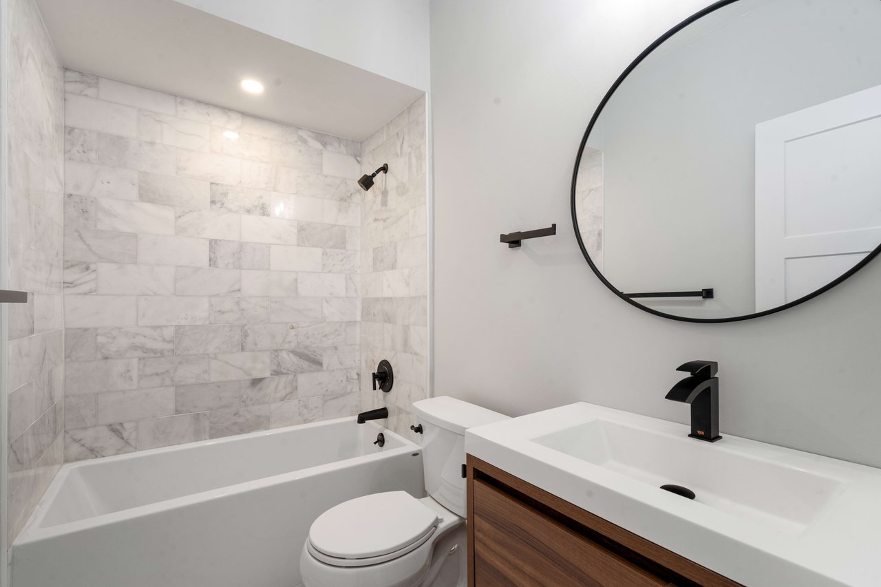 Updated One Bedroom Luxury Rental