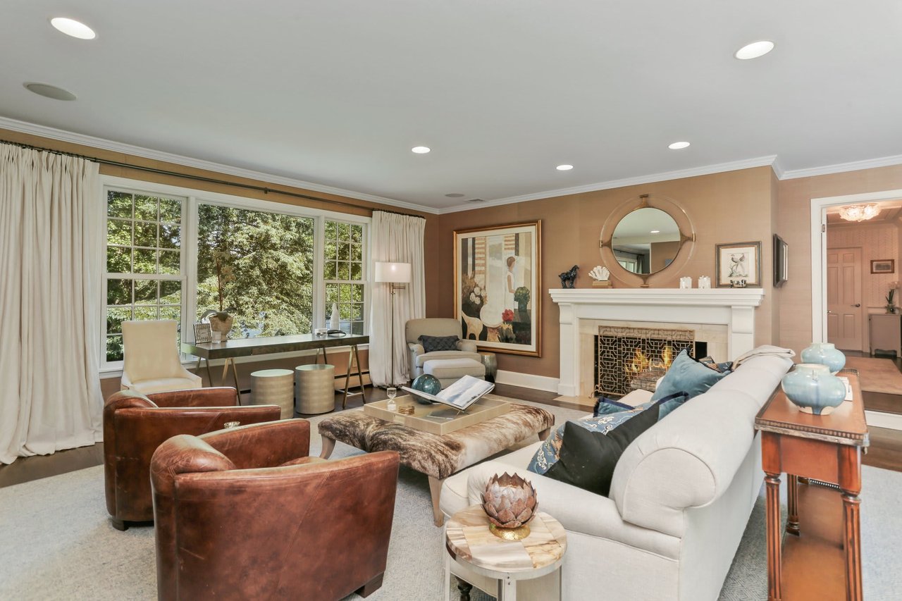 14 Pequot Trail