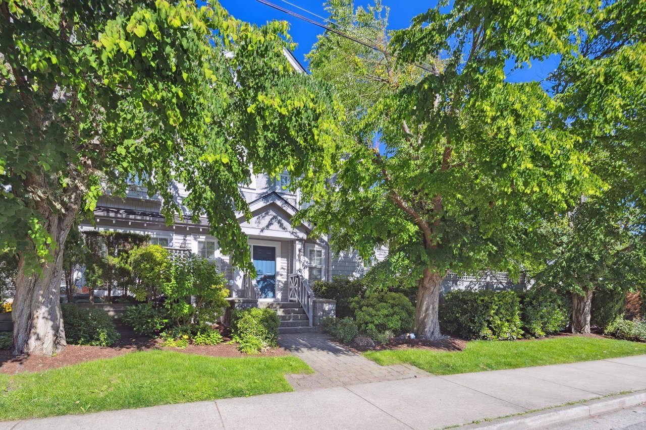 1818 Stephens St