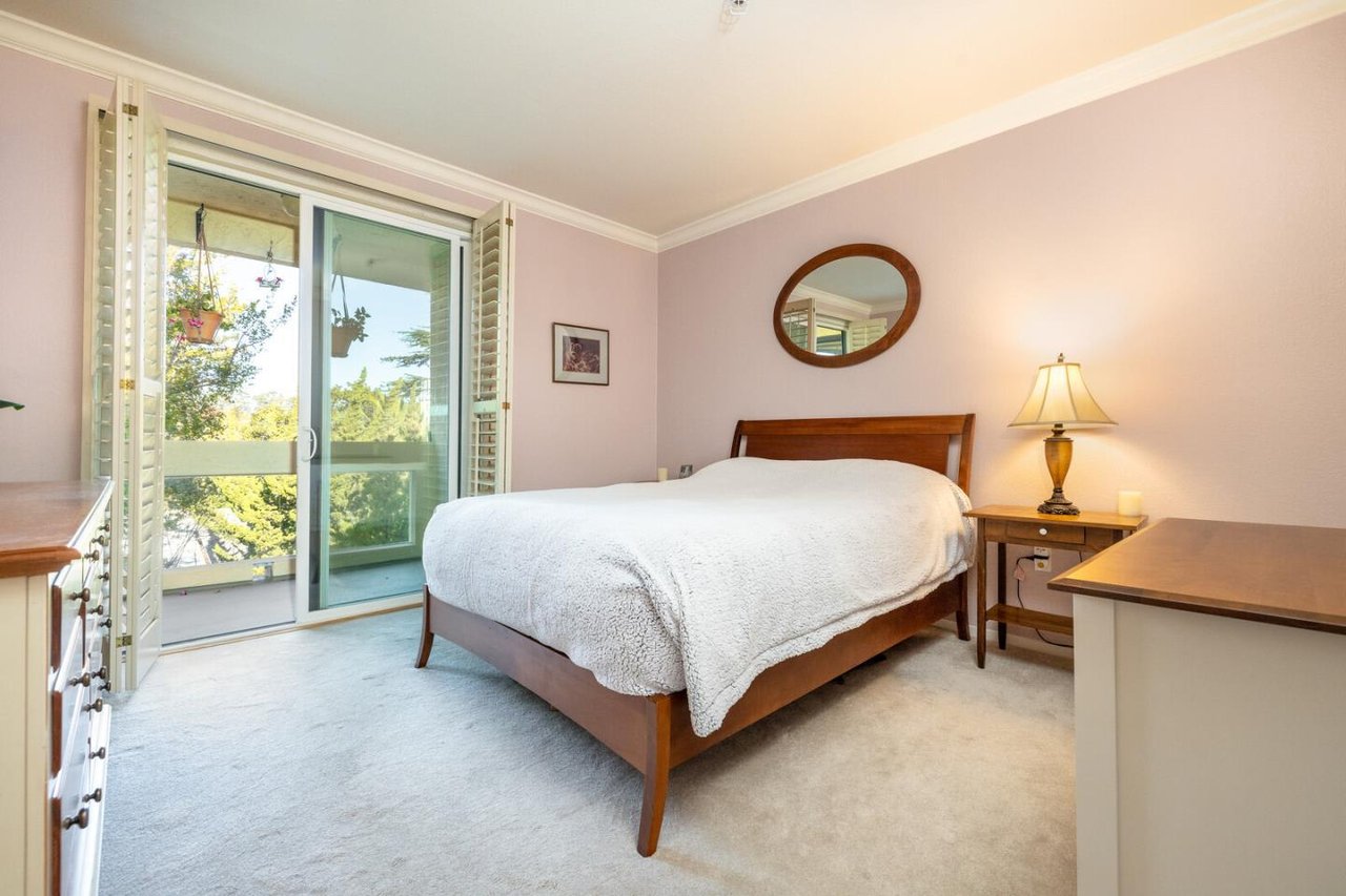 1457 Bellevue Avenue #16, Burlingame, California 94010