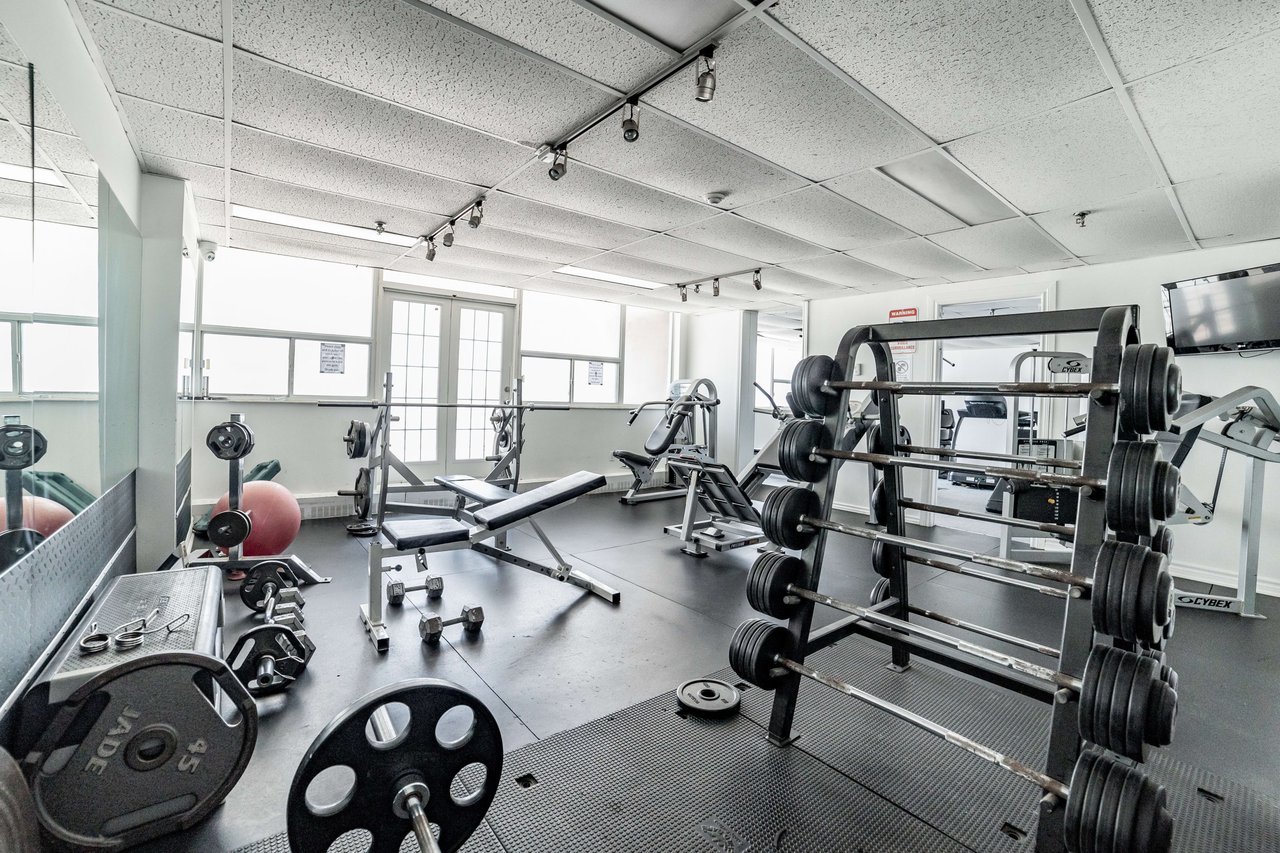 Studio Apartment in great location!