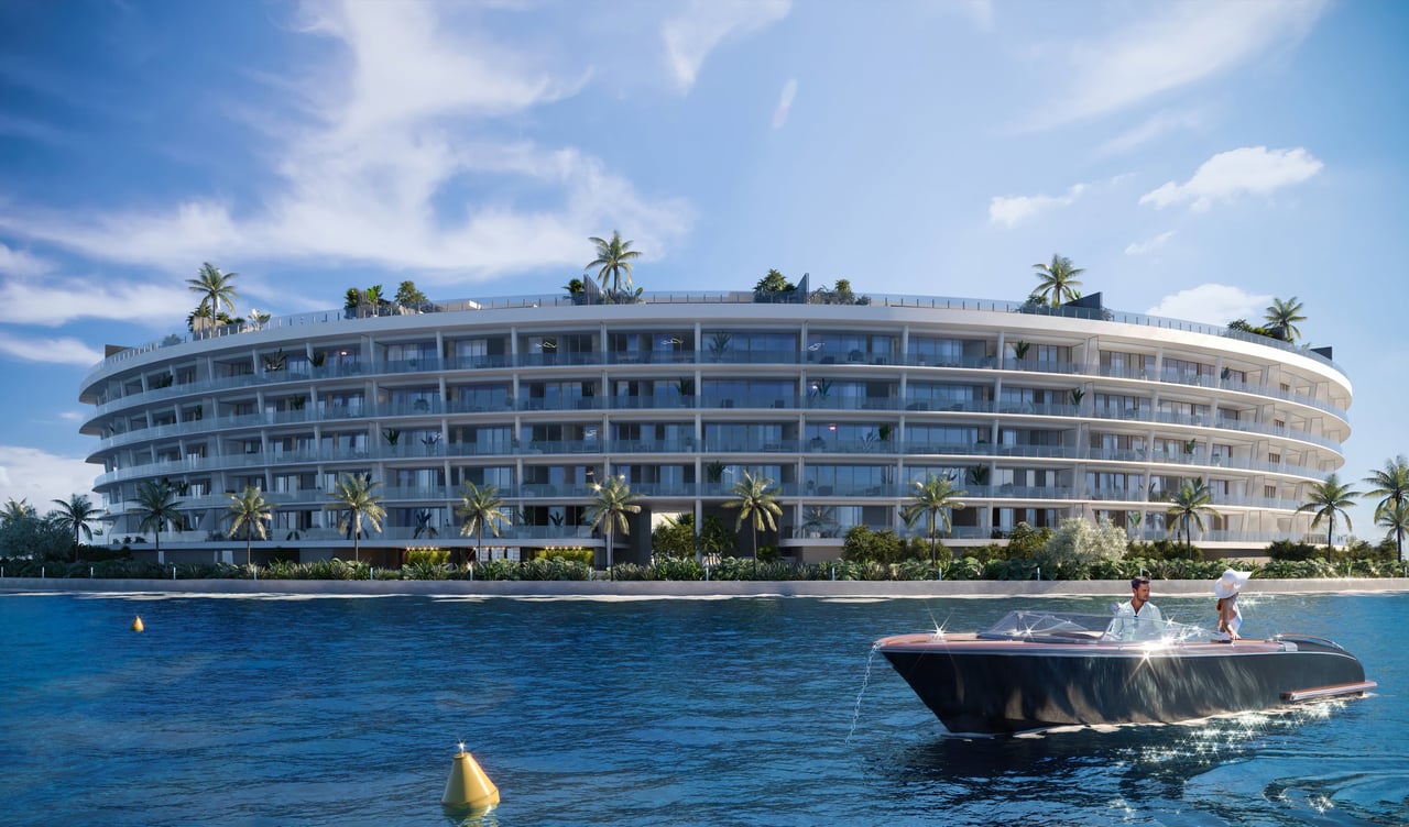 September 2024 | CMC Group Completes Topping Off of Vita at Grove Isle in Coconut Grove