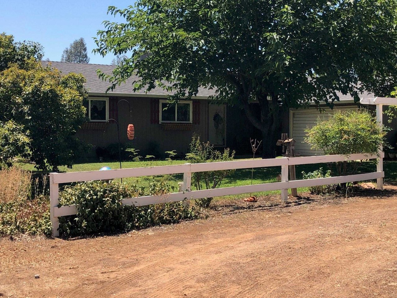 21907 Meadow Land Way