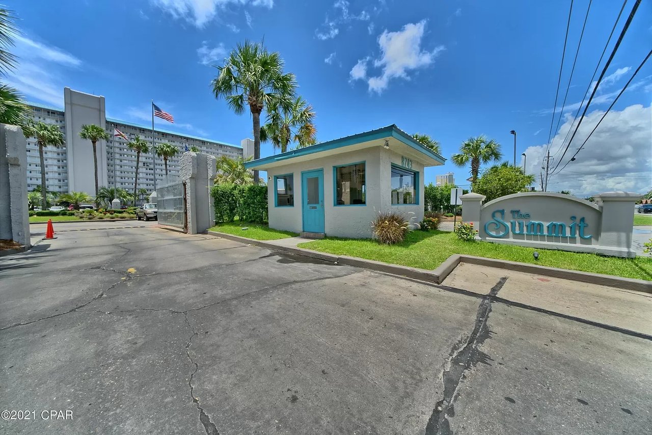 8743 Thomas Drive Unit 209