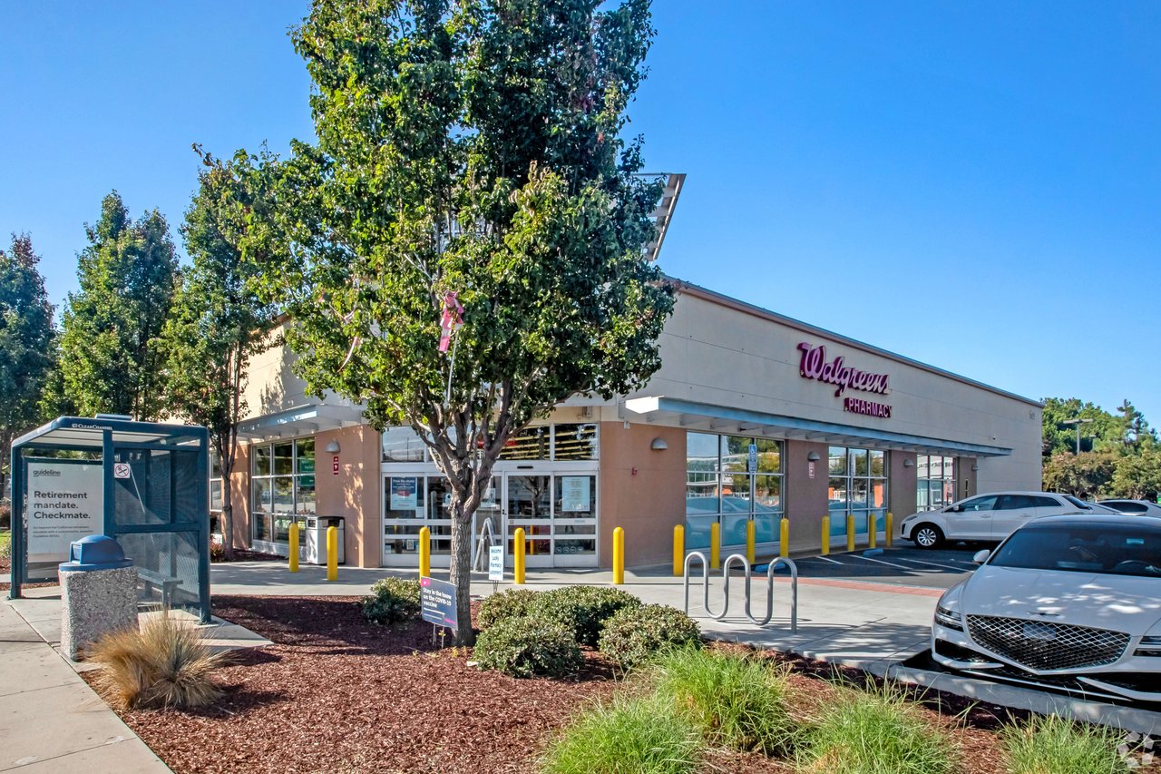 Rare Walgreens NNN Leased Investment - Rare Rental Increases