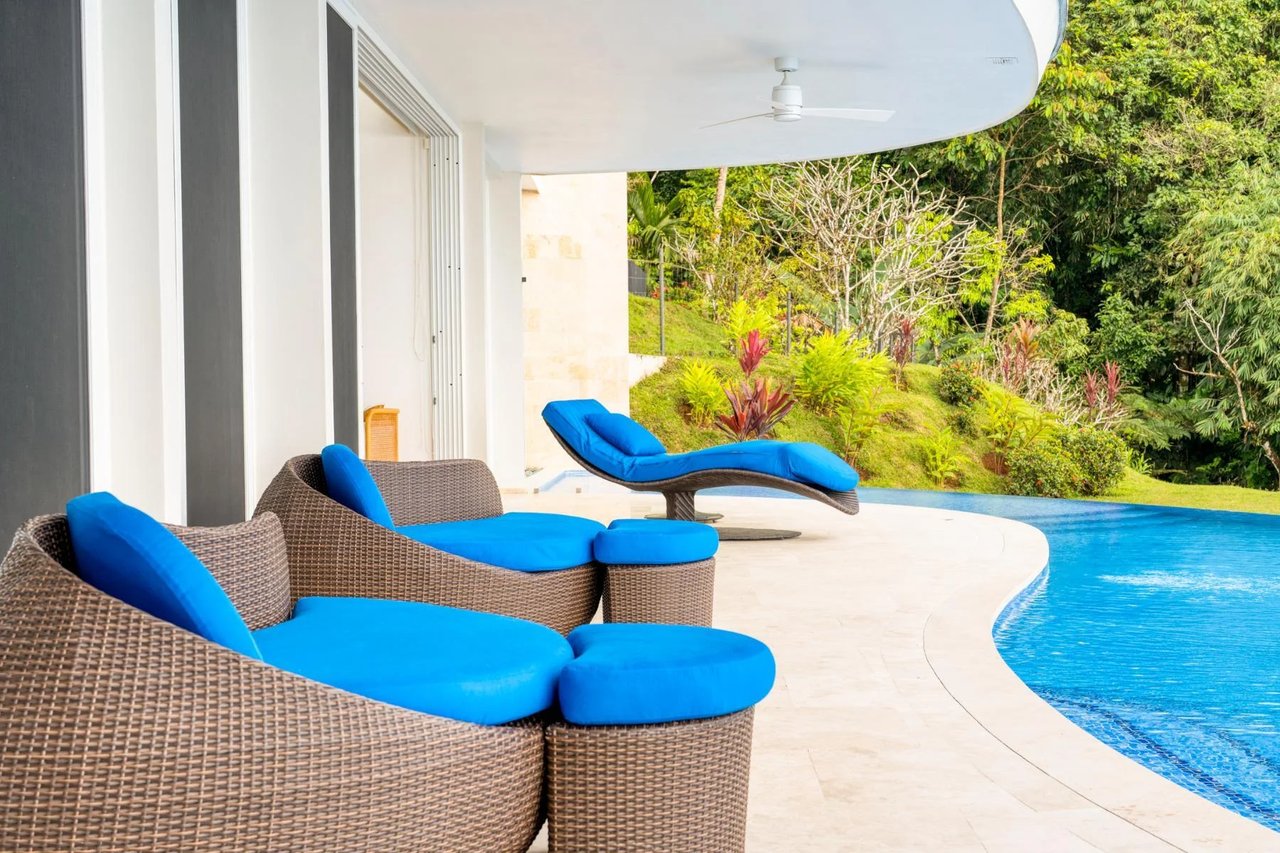 Solar Powered Luxury Home, Dominical, Puntarenas