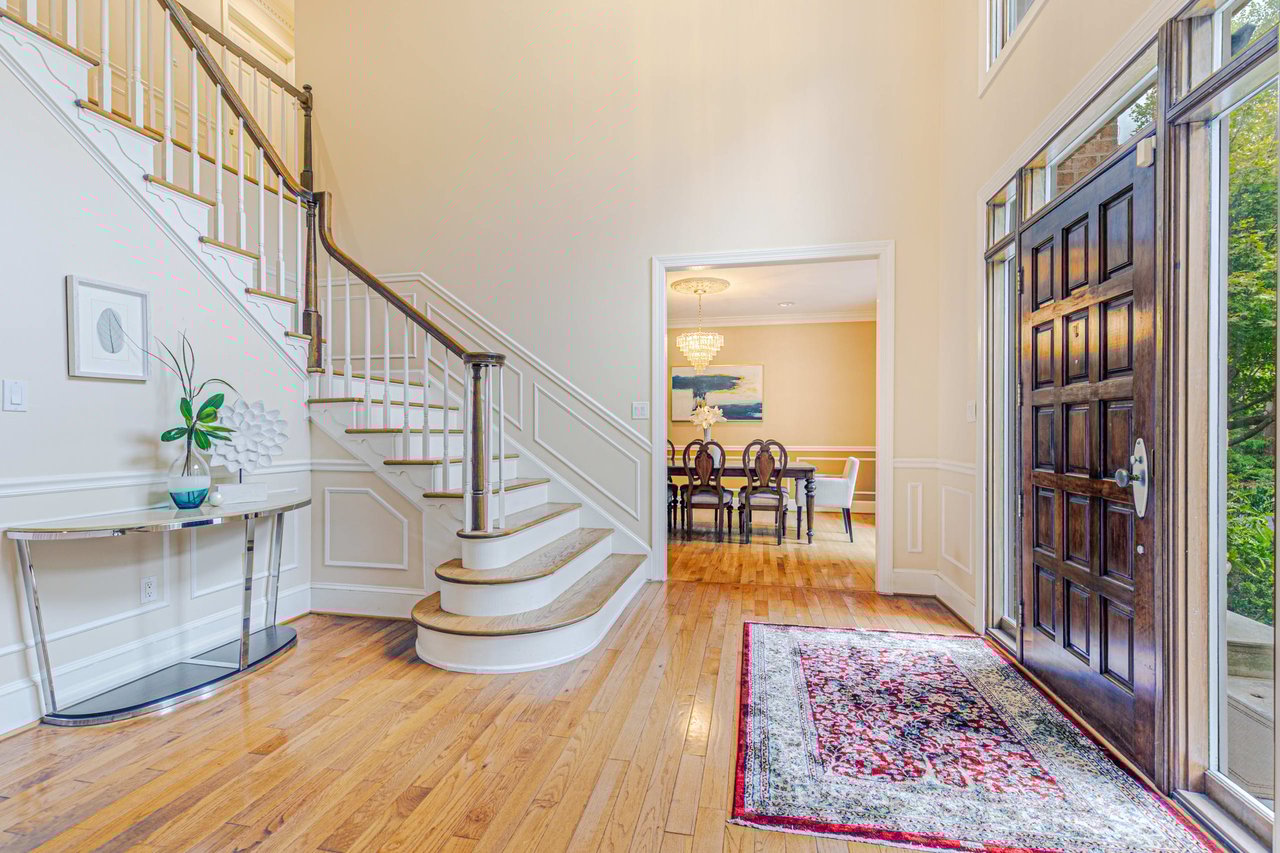 9225 Vendome Drive, Bethesda MD 20817