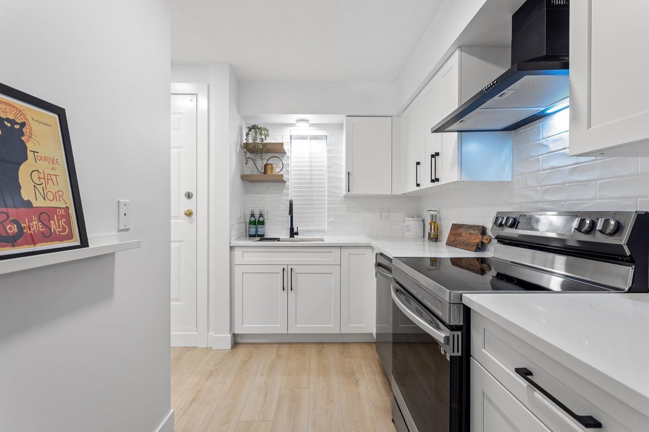 115-1570 Prairie Ave