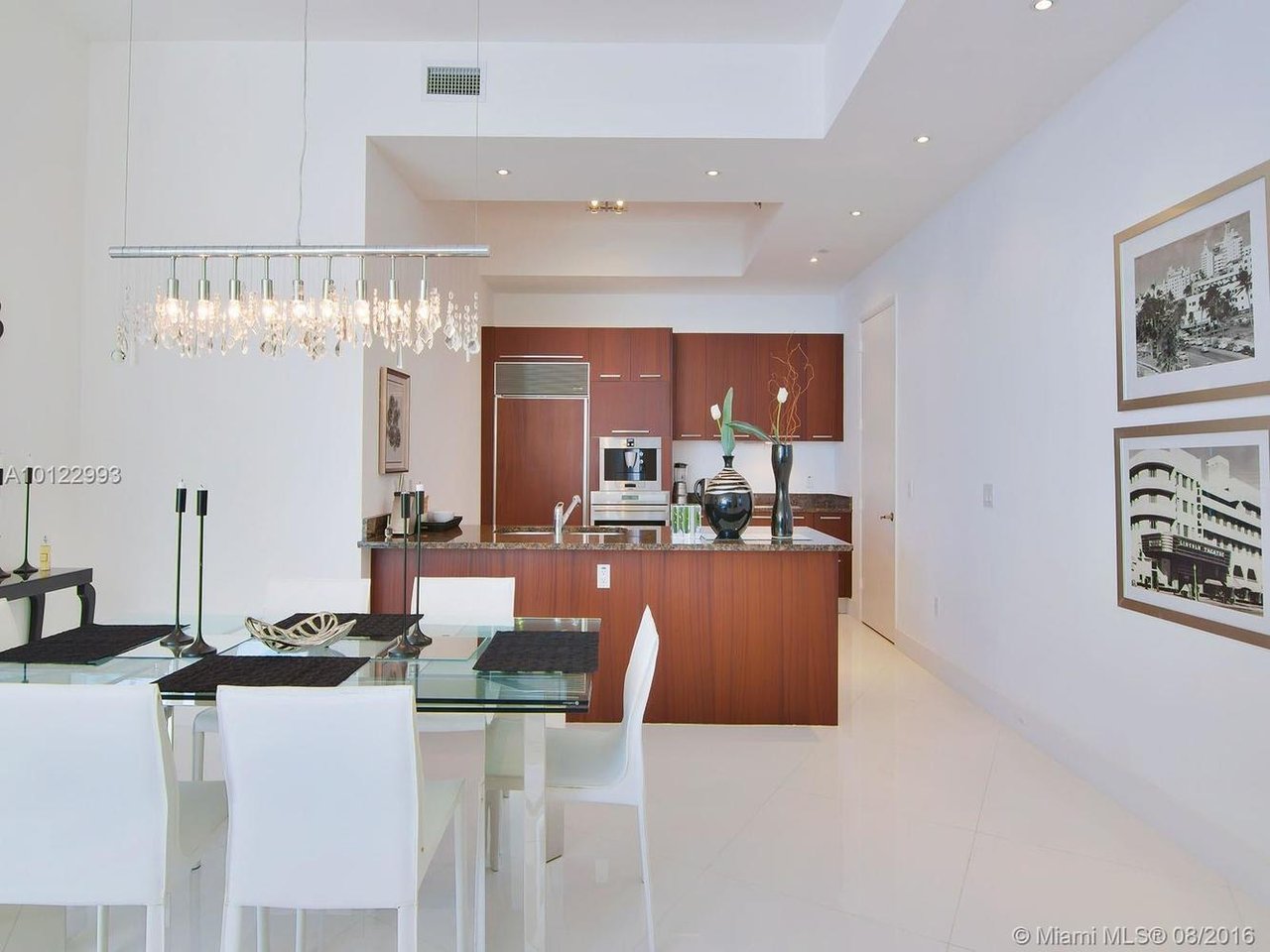15811 Collins Avenue, #3303