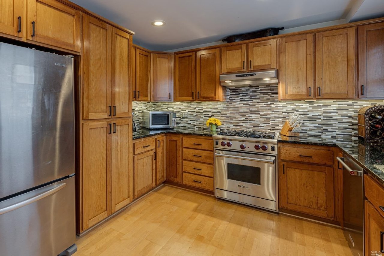 331 Keller St, #7
