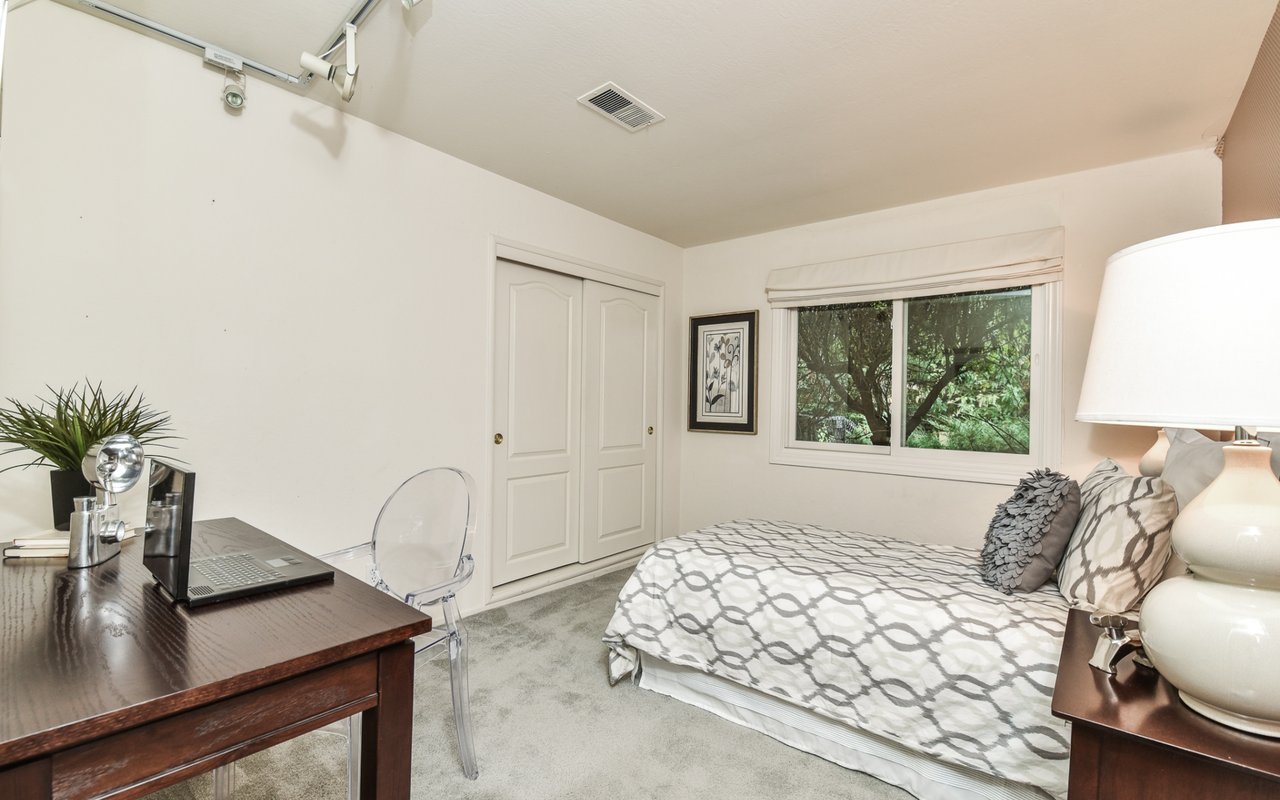 256 Gerry Ct