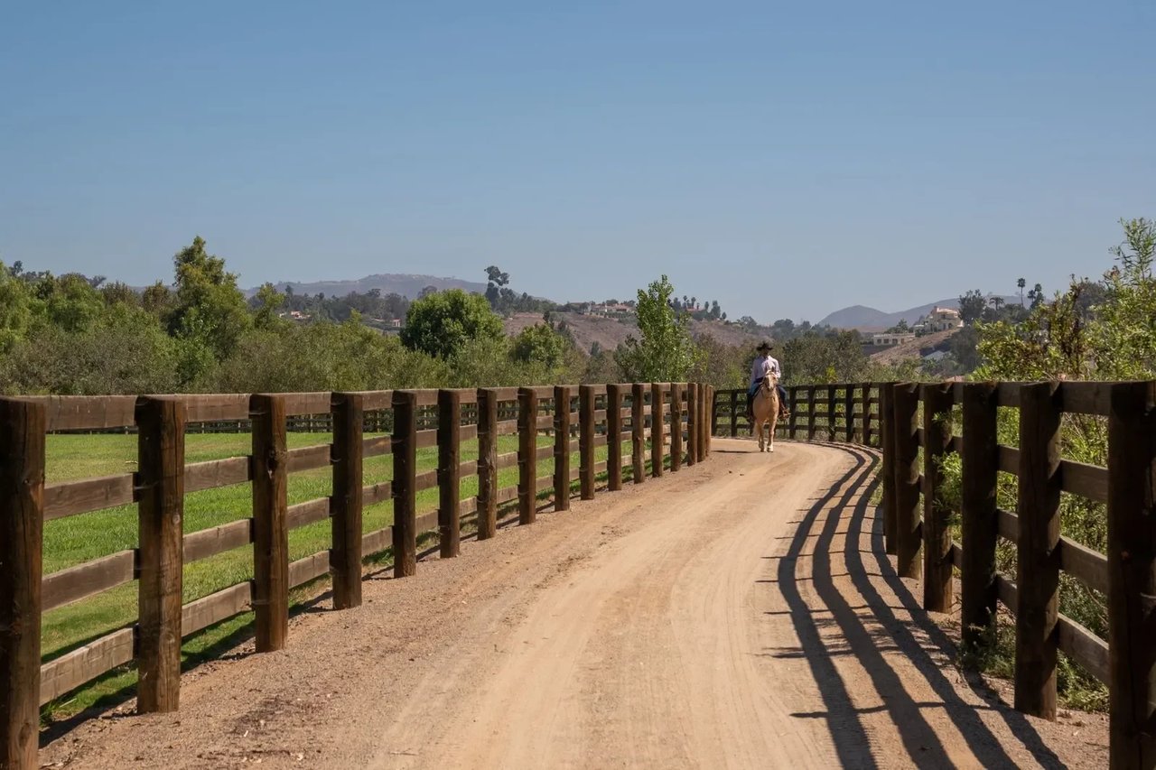 Willow Creek Estancia