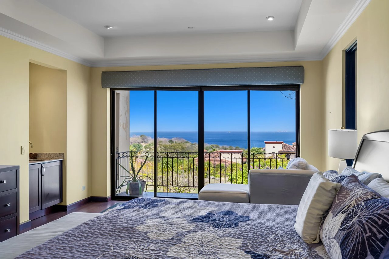 Ocean View Resort Condo, Conchal, Guanacaste