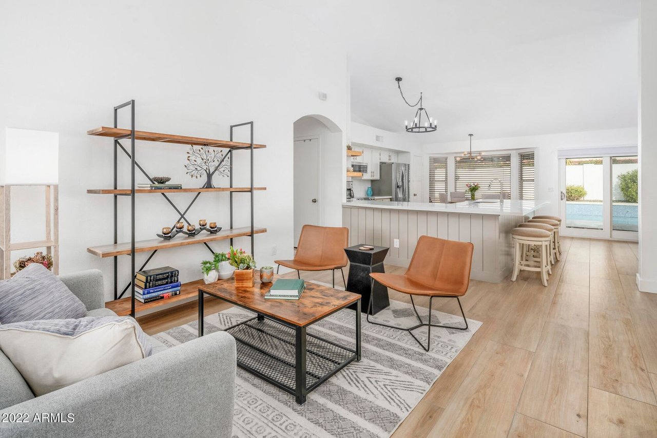 3526 E Utopia Rd