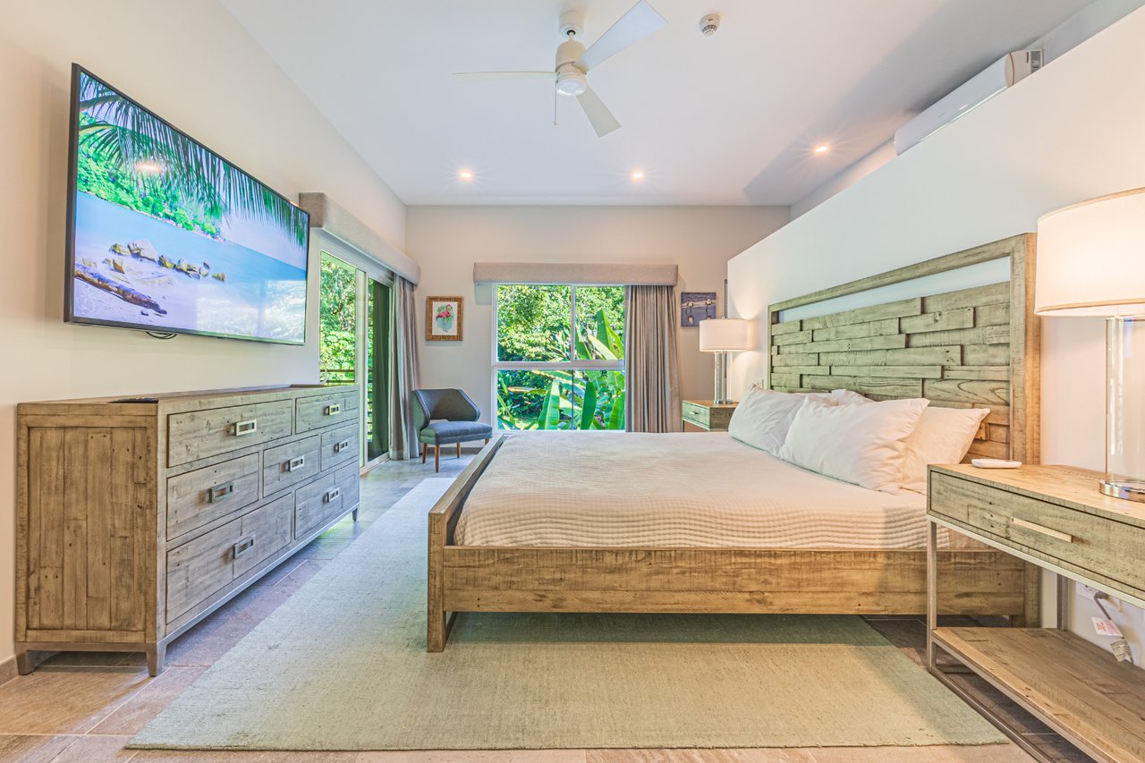 Beachfront Penthouse Luxury Condo, Uvita, Puntarenas