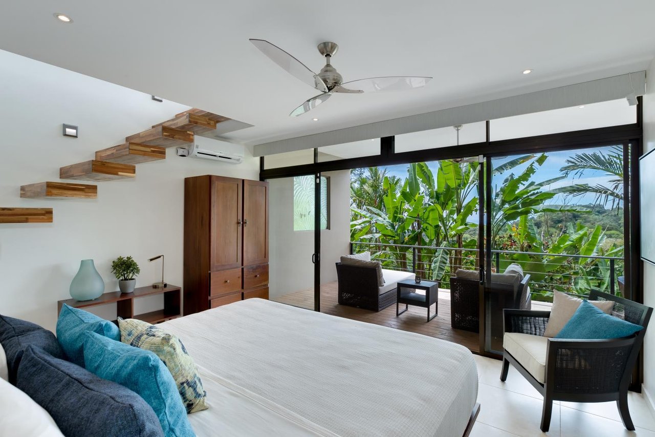 Villa Santo Vida, 4 Bed, Ocean View
