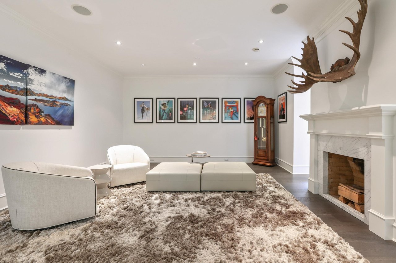 4409 Marguerite St