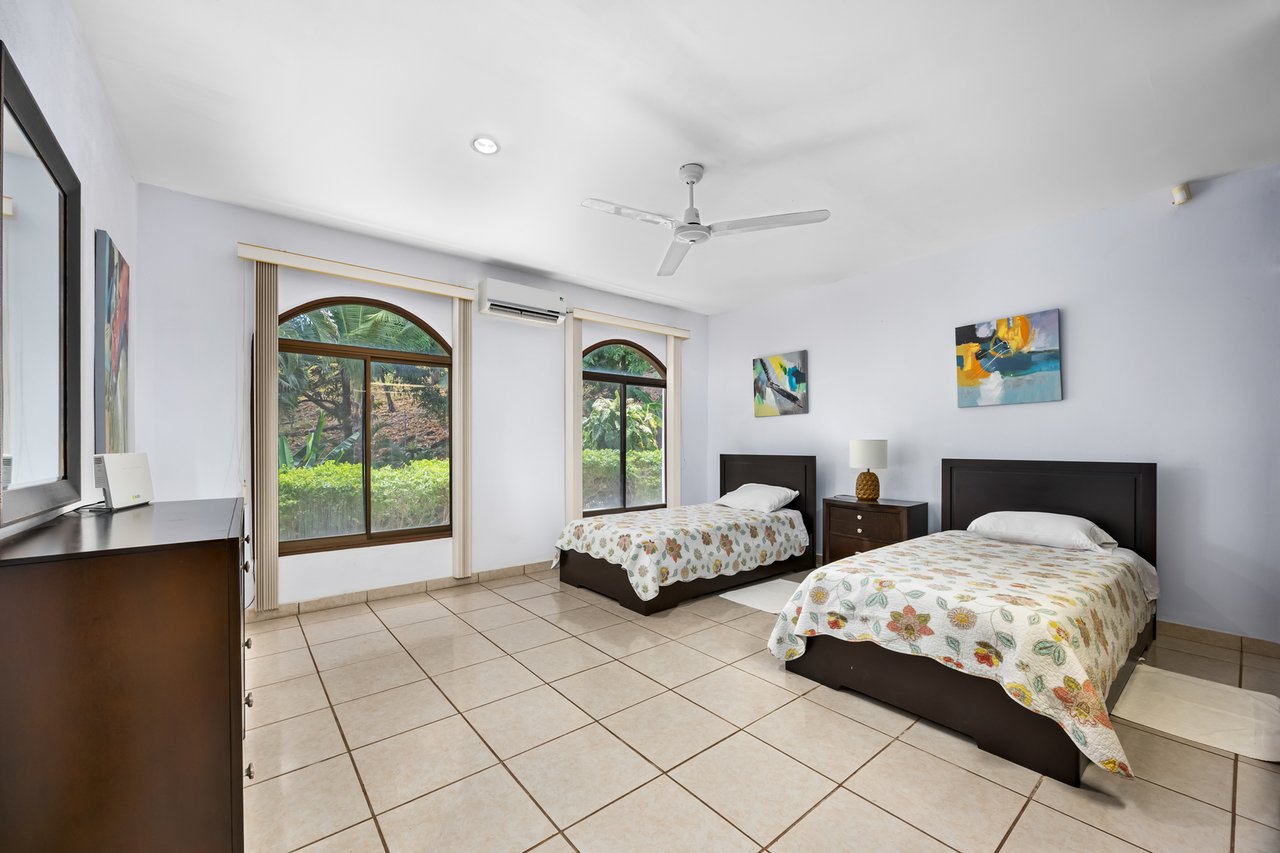Gated Tropical Villa with Guest House, Flamingo, Guanacaste