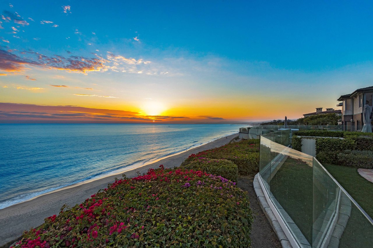 Bluff Front Ocean View Estate