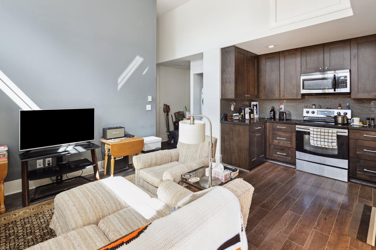 739 Westmoreland Cres