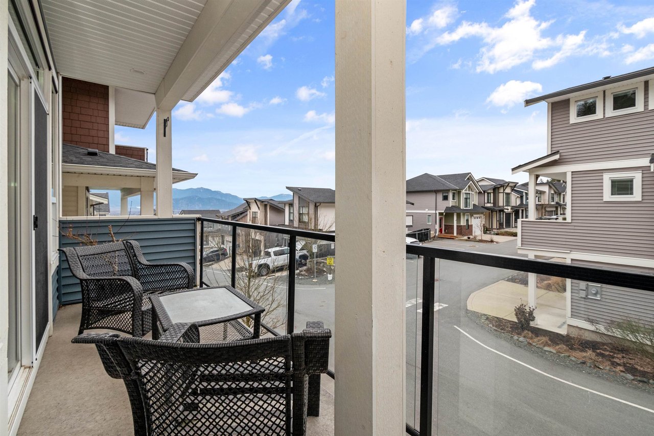18-47042 Macfarlane Pl