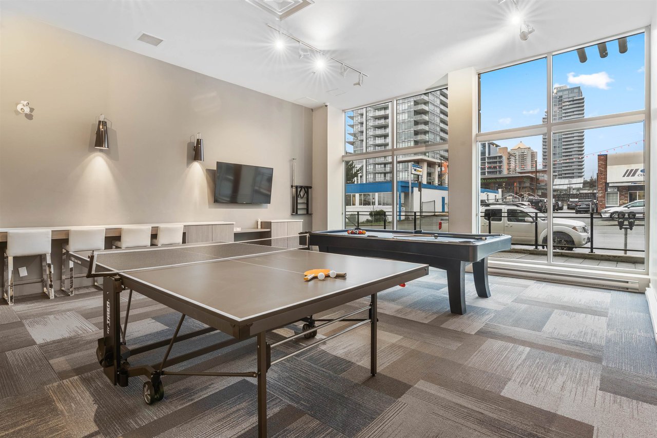 304-4468 Dawson St