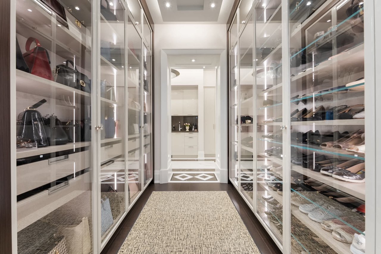Epitomizes Luxury And Tranquility