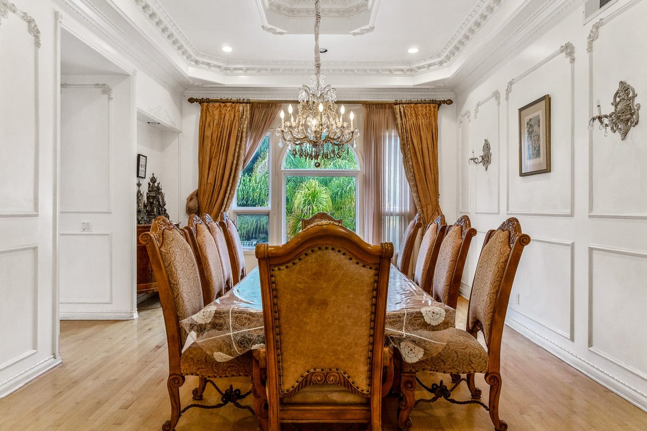 Pristine Luxe